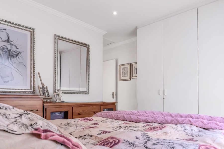2 Bedroom Property for Sale in Lonehill Gauteng