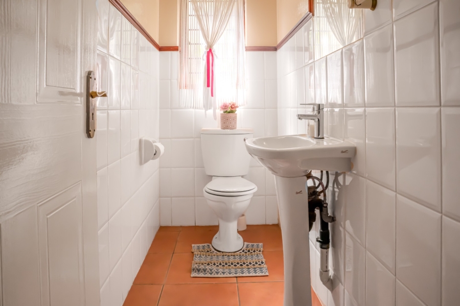 2 Bedroom Property for Sale in Lonehill Gauteng