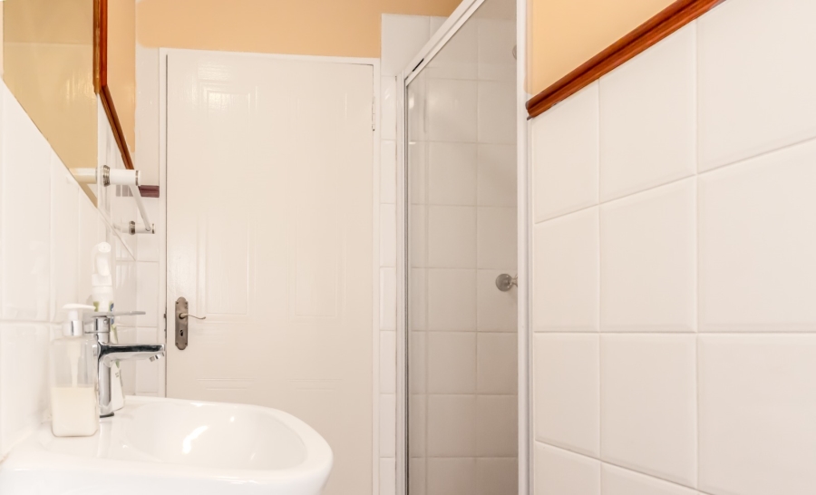 2 Bedroom Property for Sale in Lonehill Gauteng