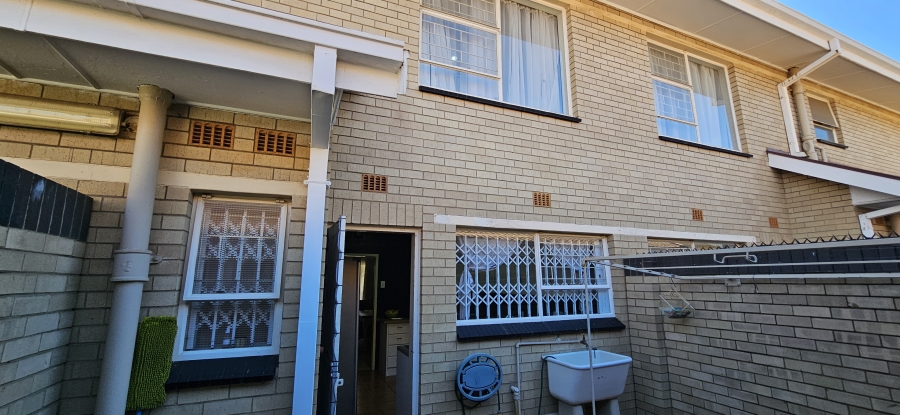 3 Bedroom Property for Sale in Three Rivers Proper Gauteng