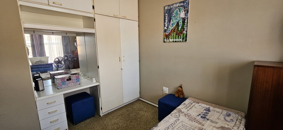 3 Bedroom Property for Sale in Three Rivers Proper Gauteng
