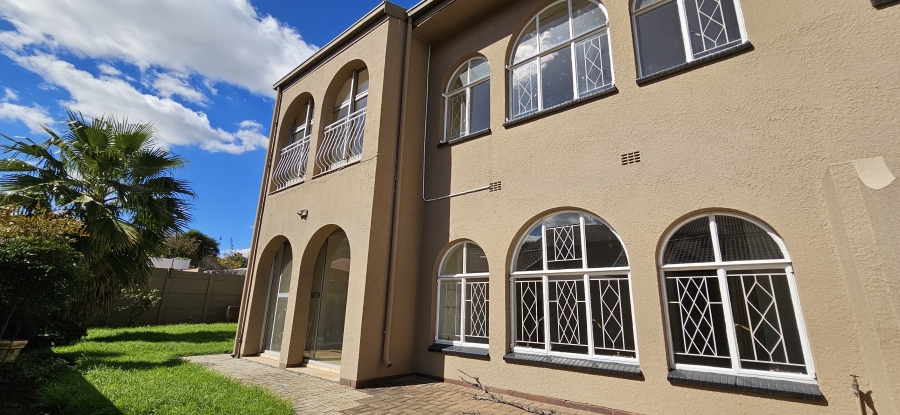3 Bedroom Property for Sale in Three Rivers Proper Gauteng