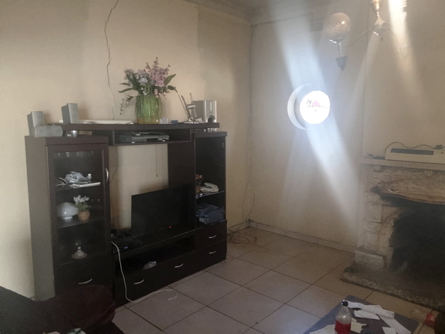 8 Bedroom Property for Sale in Malvern Gauteng