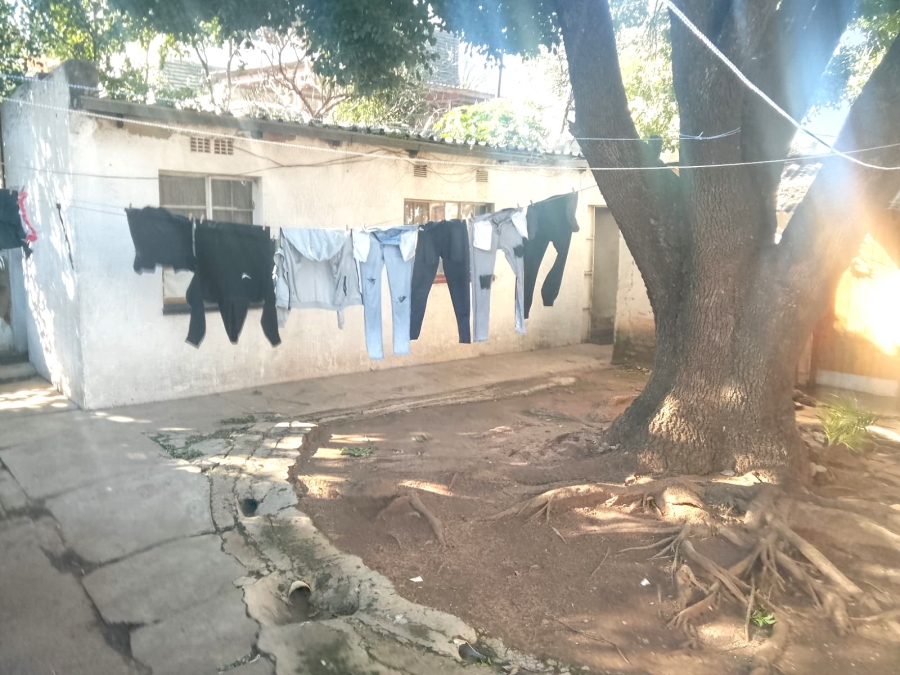 8 Bedroom Property for Sale in Malvern Gauteng