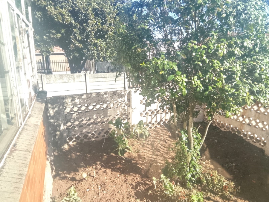 8 Bedroom Property for Sale in Malvern Gauteng