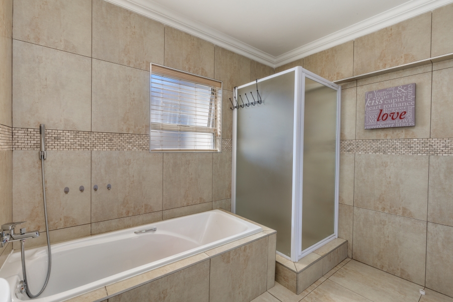 3 Bedroom Property for Sale in Craigavon Gauteng