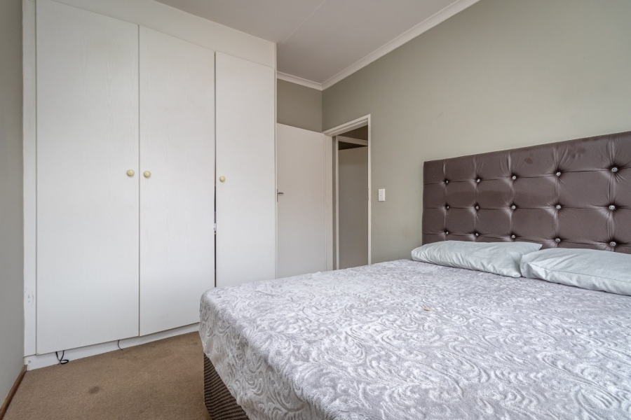 2 Bedroom Property for Sale in Wilgeheuwel Gauteng