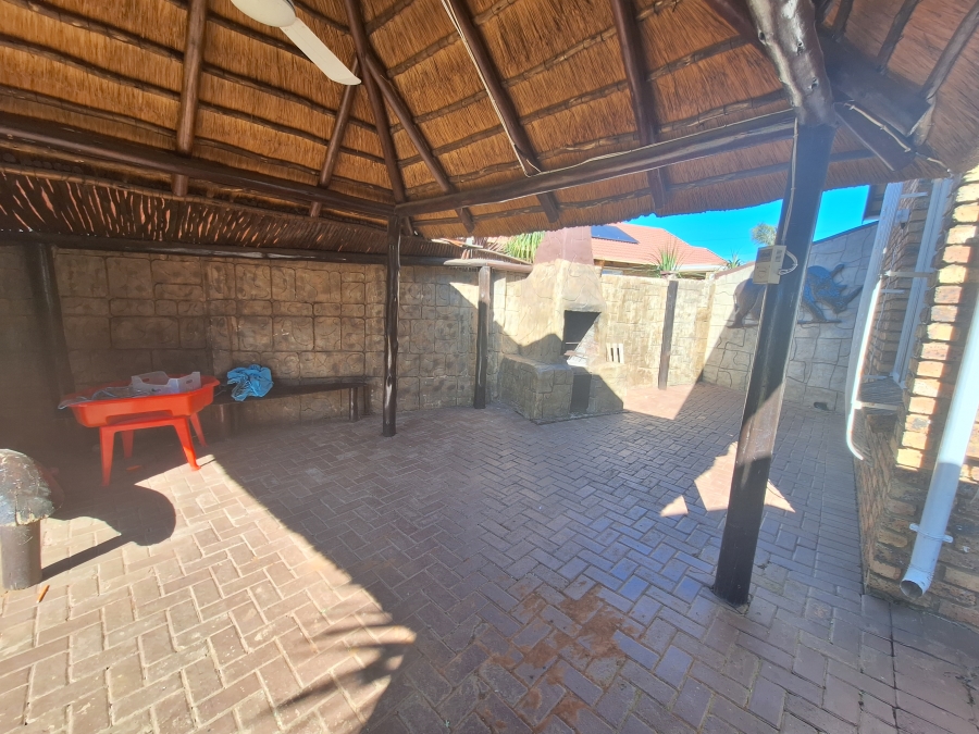 3 Bedroom Property for Sale in Randpoort Gauteng