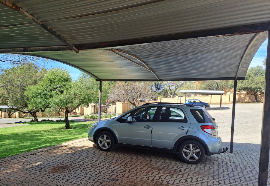 1 Bedroom Property for Sale in Willowbrook Gauteng