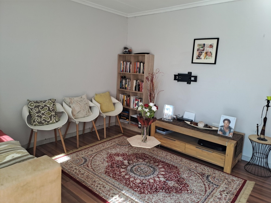 1 Bedroom Property for Sale in Willowbrook Gauteng