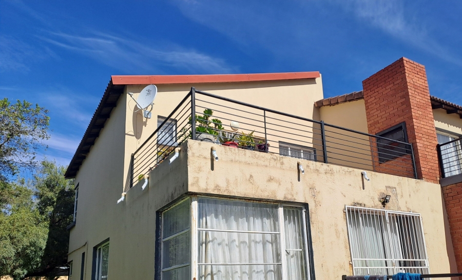 1 Bedroom Property for Sale in Willowbrook Gauteng