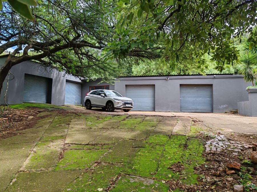 4 Bedroom Property for Sale in Magaliesmoot Gauteng