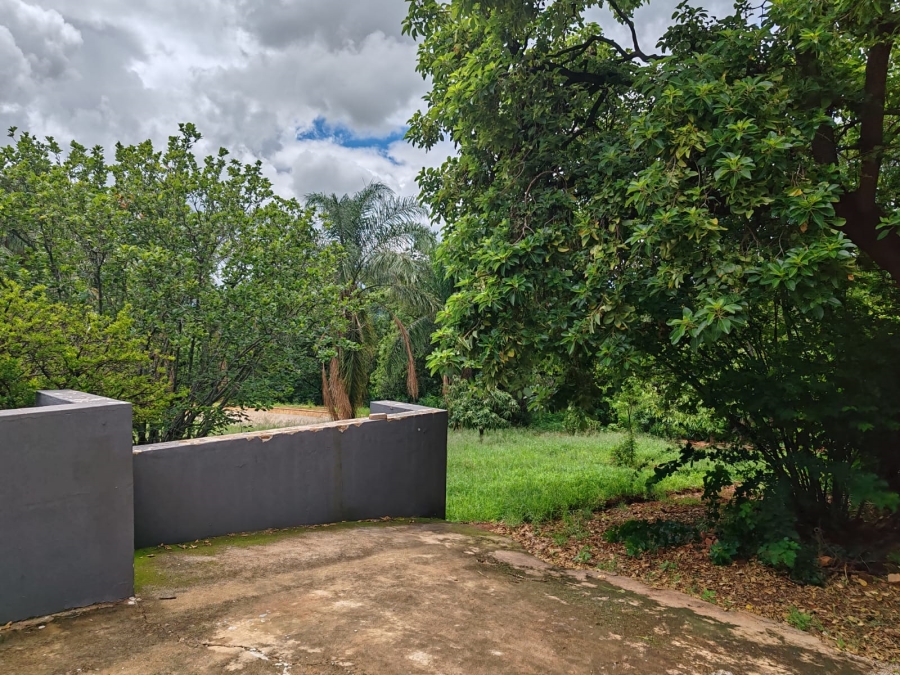 4 Bedroom Property for Sale in Magaliesmoot Gauteng