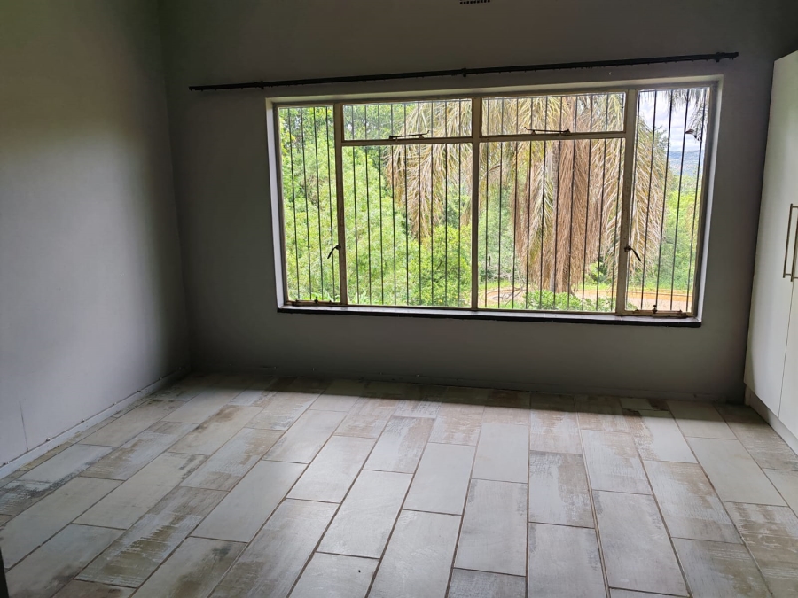 4 Bedroom Property for Sale in Magaliesmoot Gauteng