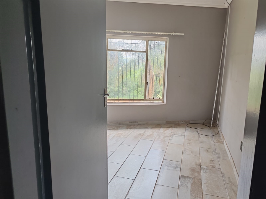 4 Bedroom Property for Sale in Magaliesmoot Gauteng