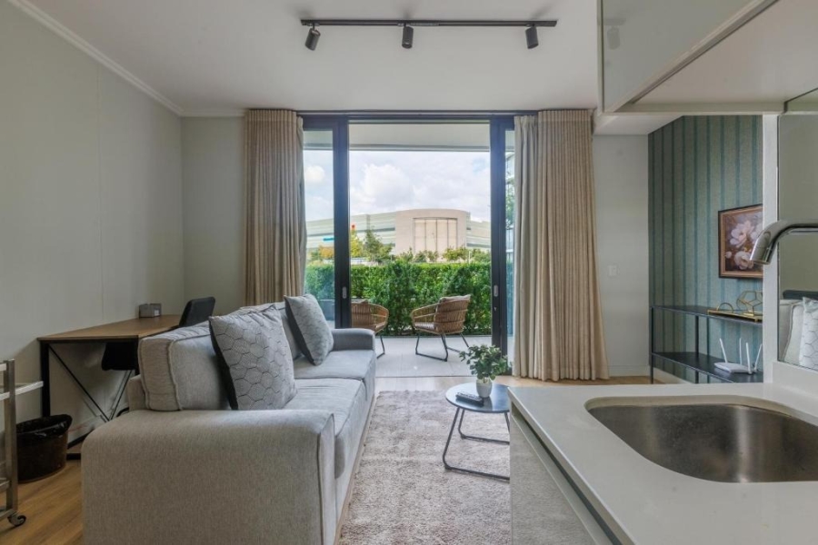 To Let 1 Bedroom Property for Rent in Waterfall Gauteng