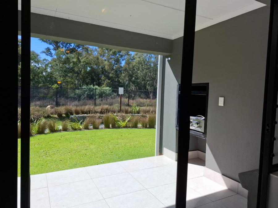 To Let 3 Bedroom Property for Rent in Modderfontein Gauteng