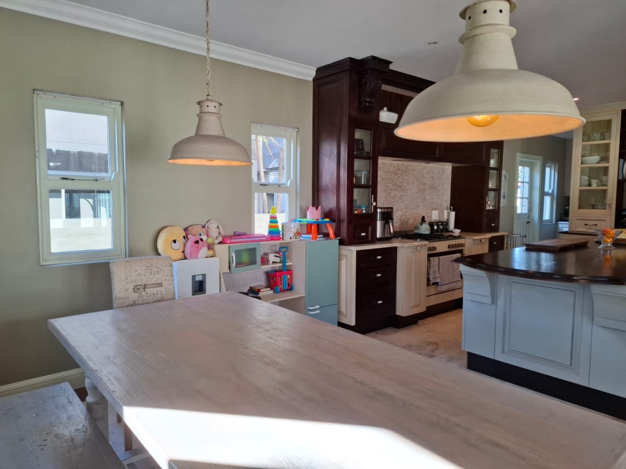 To Let 4 Bedroom Property for Rent in Bushwillow Park Estate Gauteng