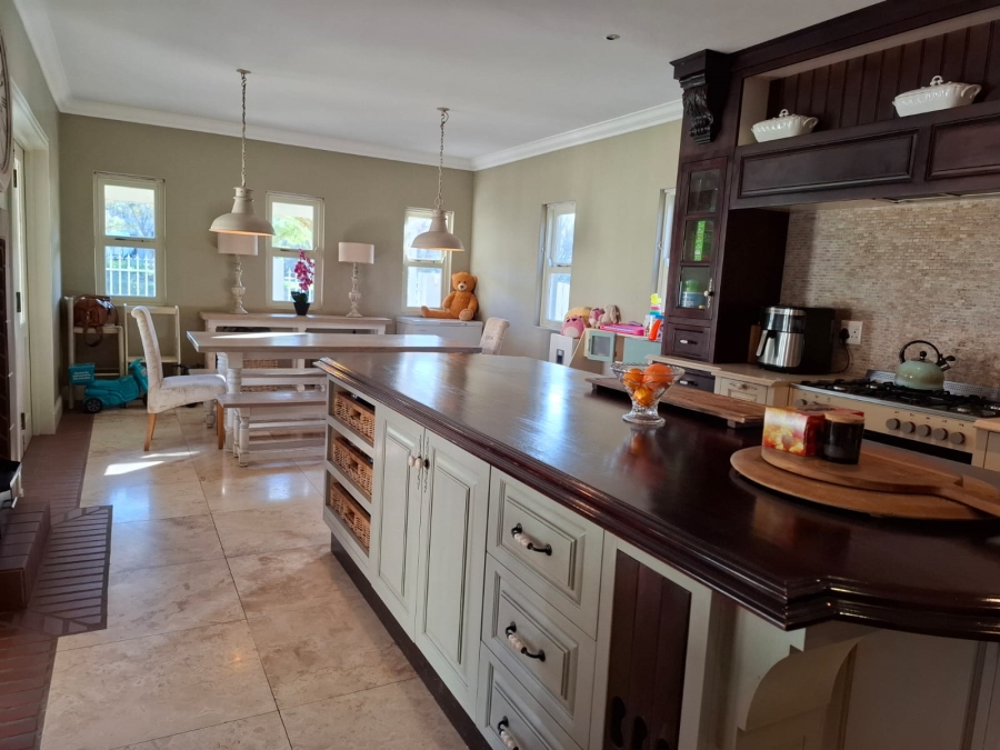 To Let 4 Bedroom Property for Rent in Bushwillow Park Estate Gauteng