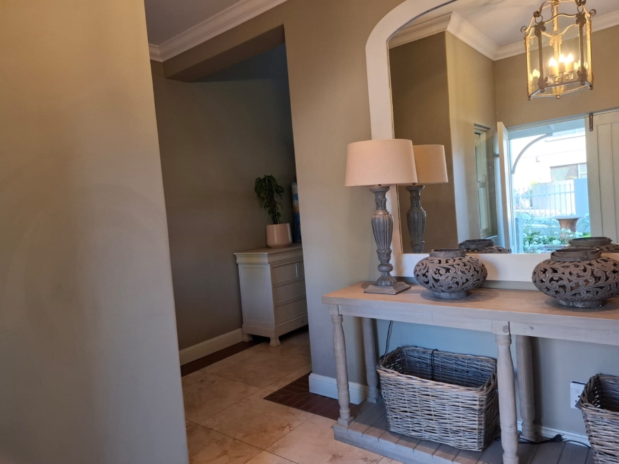 To Let 4 Bedroom Property for Rent in Bushwillow Park Estate Gauteng
