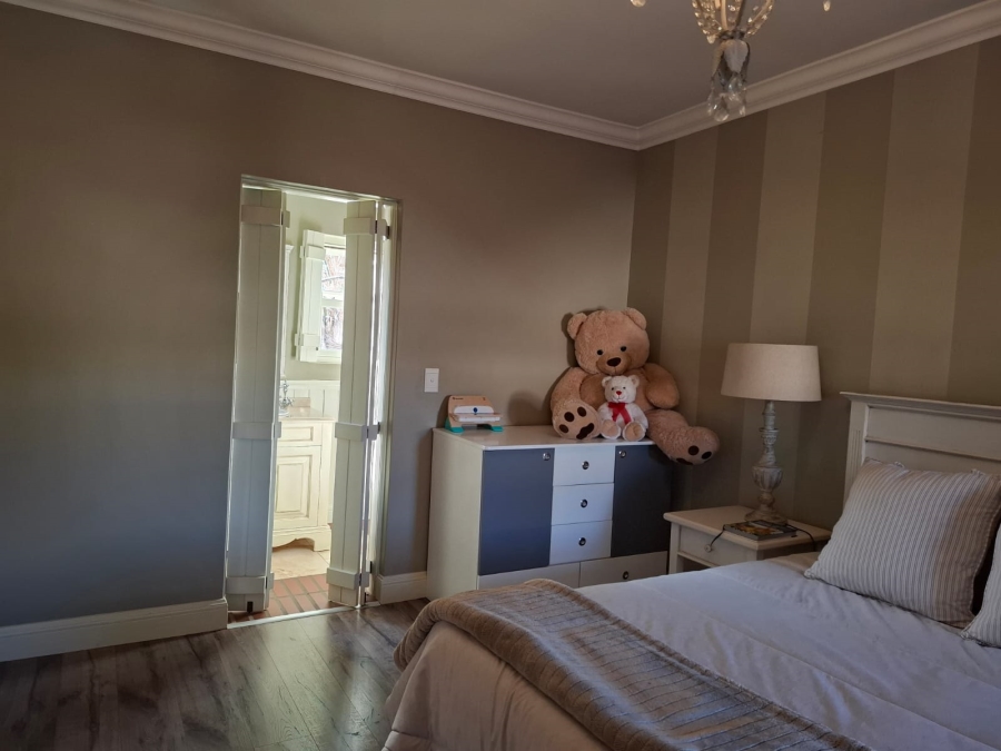 To Let 4 Bedroom Property for Rent in Bushwillow Park Estate Gauteng