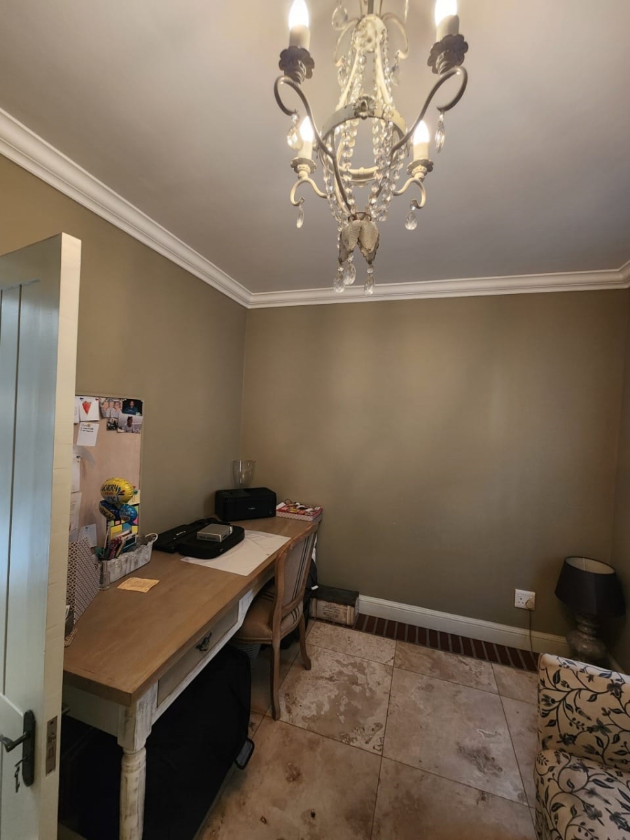 To Let 4 Bedroom Property for Rent in Bushwillow Park Estate Gauteng