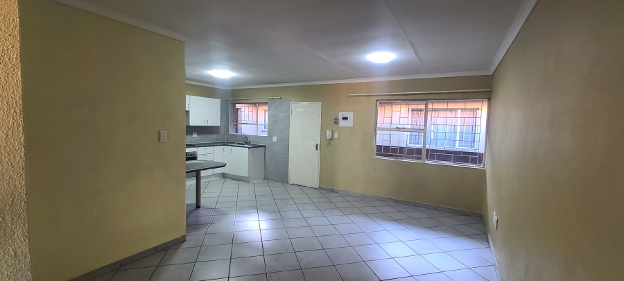 2 Bedroom Property for Sale in Edenvale Central Gauteng