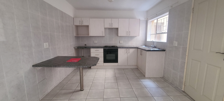 2 Bedroom Property for Sale in Edenvale Central Gauteng