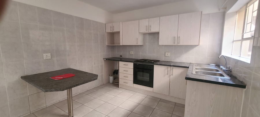 2 Bedroom Property for Sale in Edenvale Central Gauteng