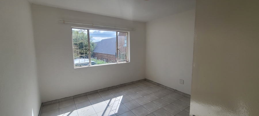 2 Bedroom Property for Sale in Edenvale Central Gauteng