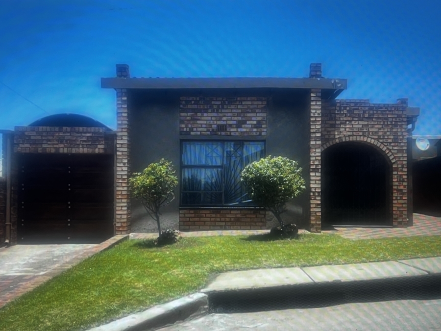 2 Bedroom Property for Sale in Orlando West Gauteng
