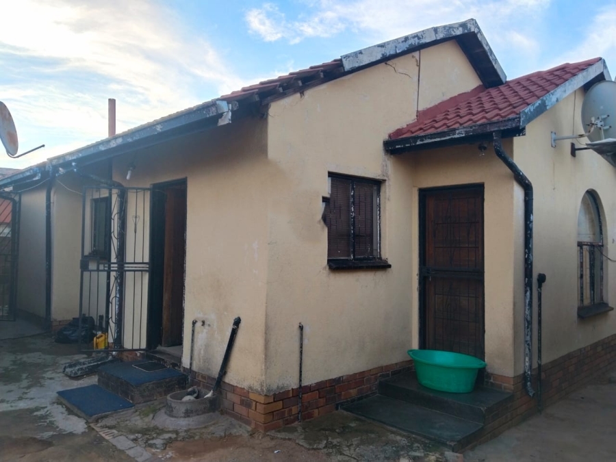 3 Bedroom Property for Sale in Tembisa Central Gauteng