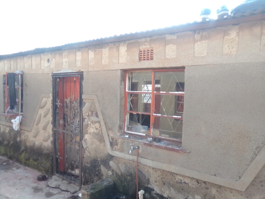 2 Bedroom Property for Sale in Tembisa Central Gauteng