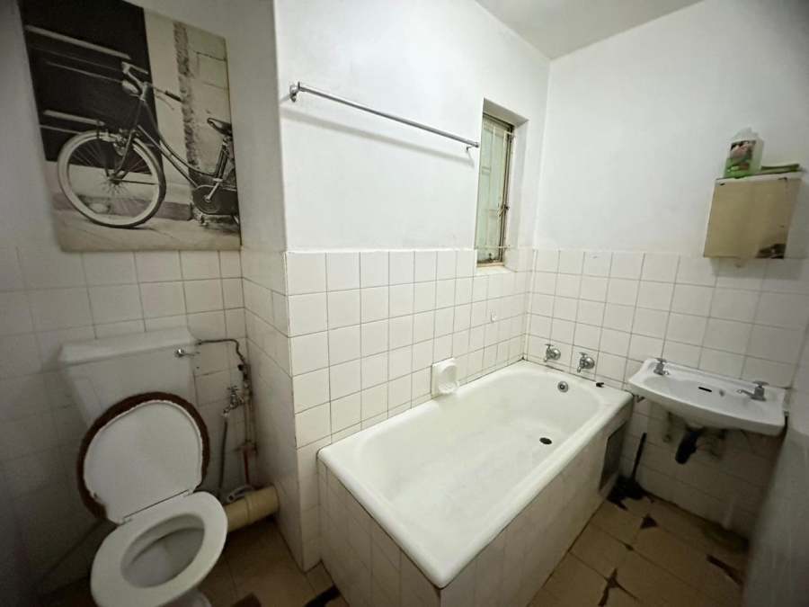 2 Bedroom Property for Sale in Sunnyside Gauteng