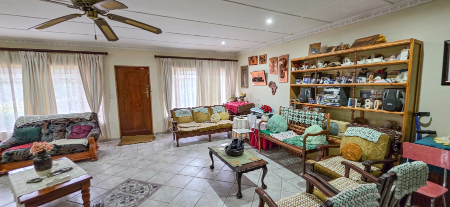 6 Bedroom Property for Sale in Roodeplaat Gauteng