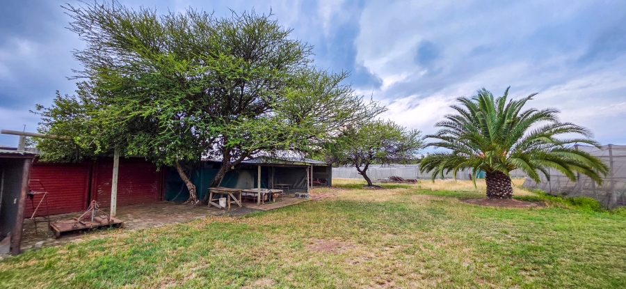 6 Bedroom Property for Sale in Roodeplaat Gauteng