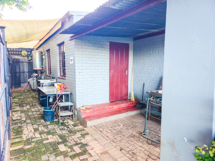 4 Bedroom Property for Sale in Pretoria North Gauteng