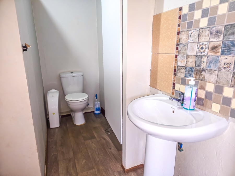 4 Bedroom Property for Sale in Pretoria North Gauteng