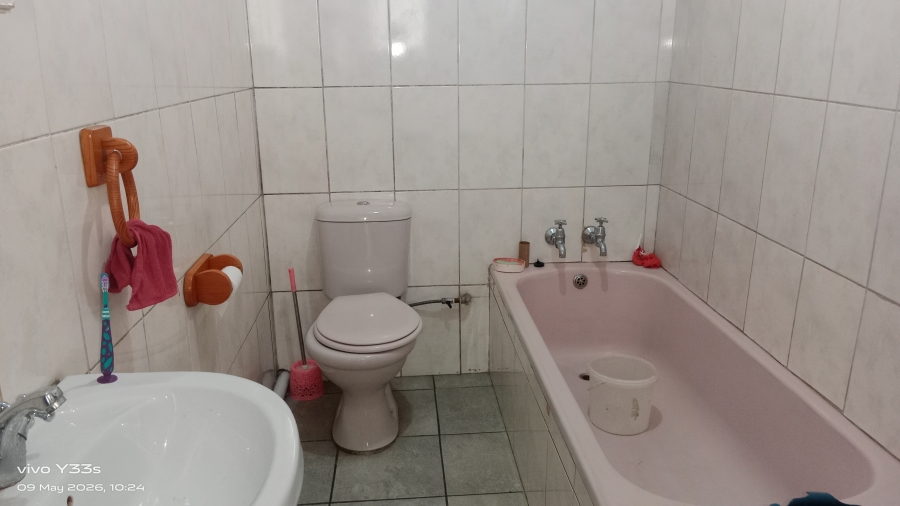 1 Bedroom Property for Sale in Vereeniging Gauteng