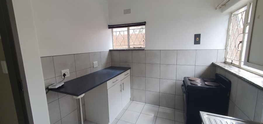 To Let 1 Bedroom Property for Rent in Chrisville Gauteng