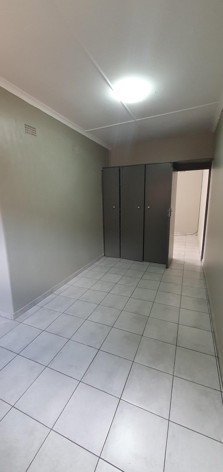 To Let 1 Bedroom Property for Rent in Chrisville Gauteng