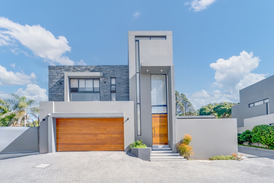 4 Bedroom Property for Sale in Morningside Manor Gauteng