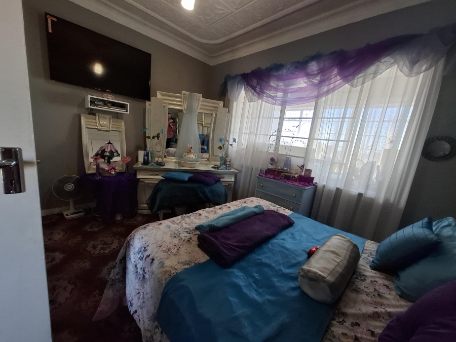2 Bedroom Property for Sale in Springs Central Gauteng