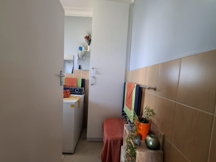 2 Bedroom Property for Sale in Springs Central Gauteng