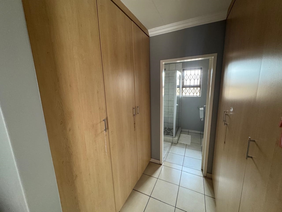4 Bedroom Property for Sale in Sunair Park Gauteng
