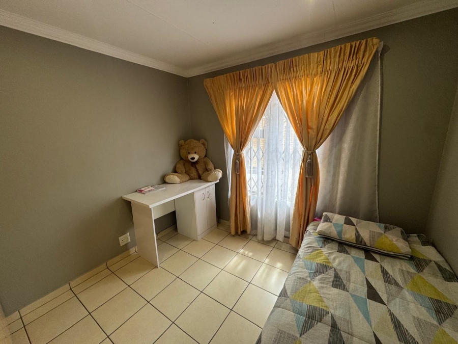4 Bedroom Property for Sale in Sunair Park Gauteng