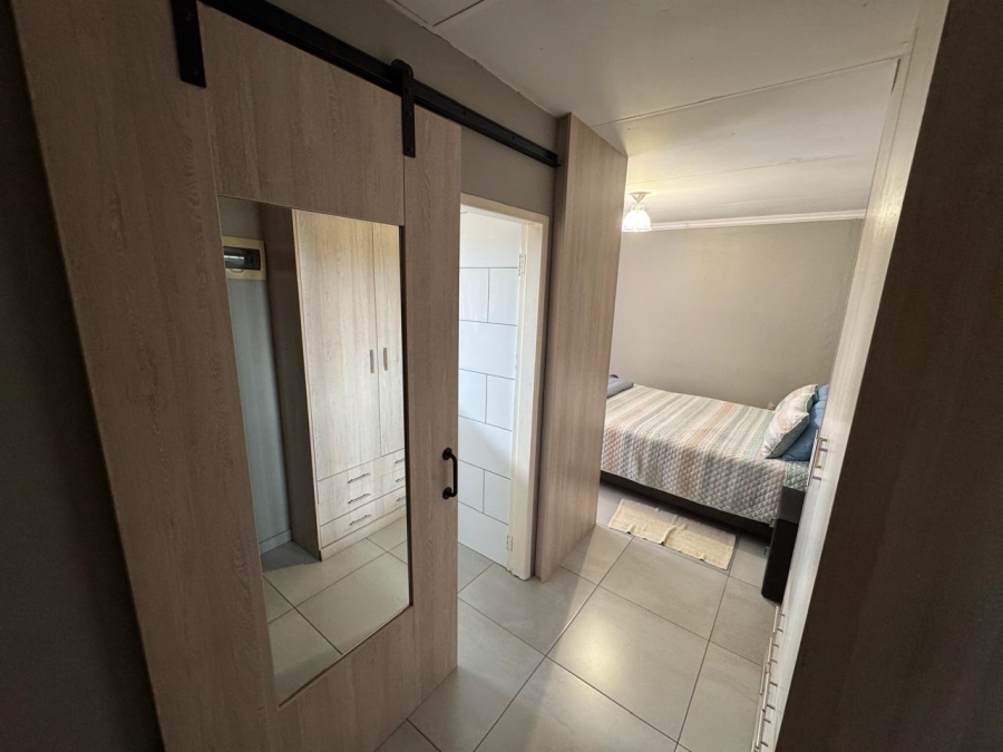 4 Bedroom Property for Sale in Sunair Park Gauteng