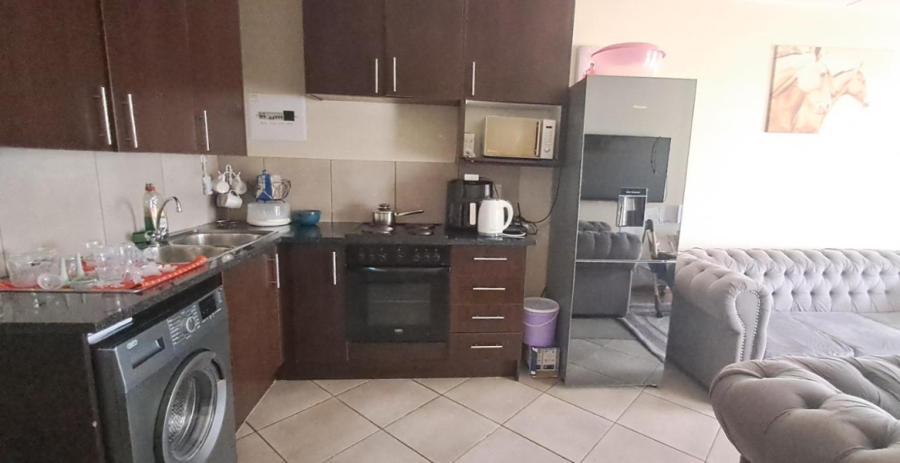 2 Bedroom Property for Sale in Albertsdal Gauteng