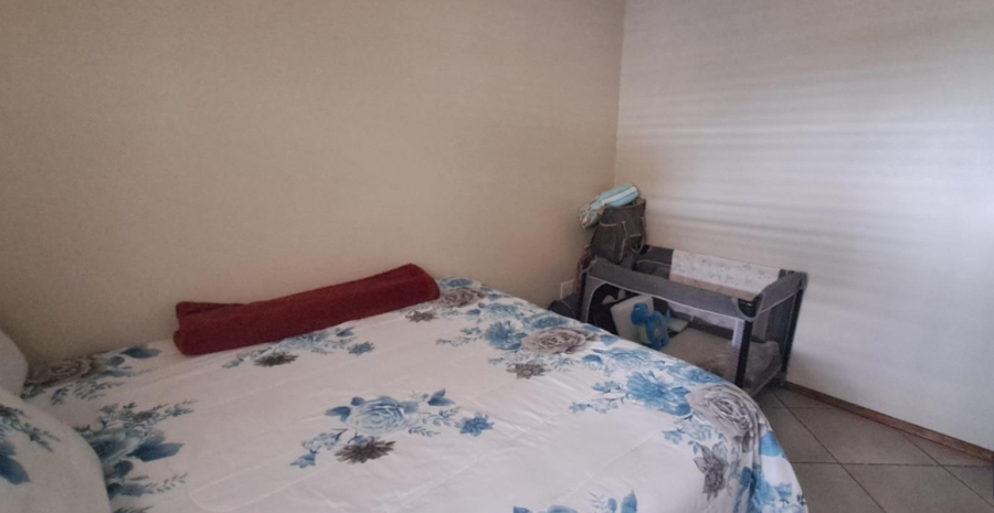 2 Bedroom Property for Sale in Albertsdal Gauteng