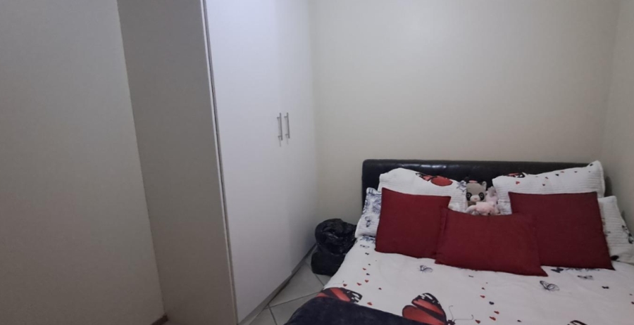 2 Bedroom Property for Sale in Albertsdal Gauteng
